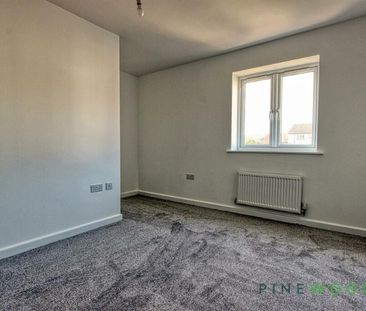 2 bed End Terrace, - Photo 4