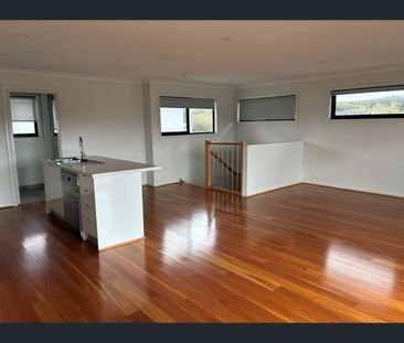9A Vautier Place, South Morang, Vic 3752 - Photo 1