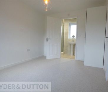 3 bedroom detached house to rent - Photo 3