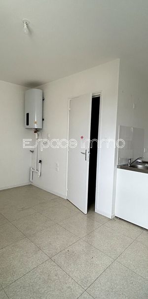 Location Appartement 1 pièce 25m² LE GRAND QUEVILLY 76120 - Photo 1