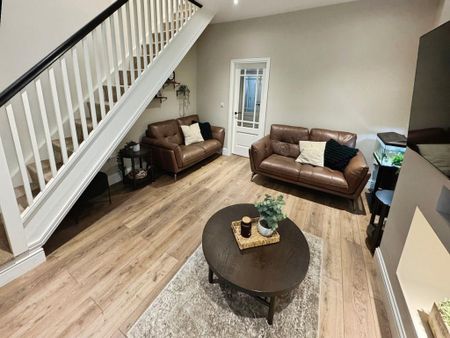 2 bedroom terraced house to rent - Photo 4