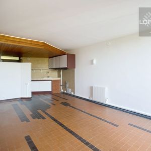 Apartment - Photo 2