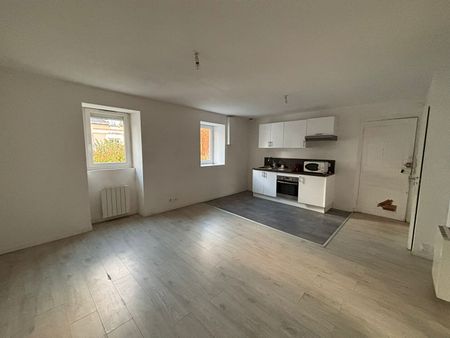 Location Appartement 2 pièces 42m² - Photo 4