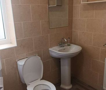 👉 22min Salford Royal 🏥 | Easy City Access 🚌 Room 3 - Photo 2