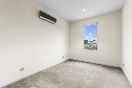 SUNSETS, BEACH VIEWS & A STUNNING HOME TO LIVE IN! OPTIONAL 6 or 12 MONTH LEASES AVAILABLE! - Photo 4