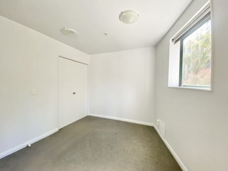 1 Bedroom Apartment Living With Bonus Office Space - Photo 4