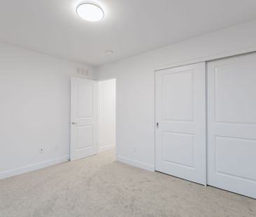 For Lease - 207 Silhouette Private, Barrhaven, Ontario - Photo 5