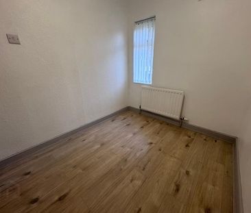 41 Dhu Varren Park, Belfast, BT13 3FH - Photo 5