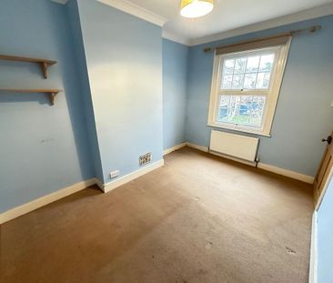2 bedroom semi-detached house to rent - Photo 4