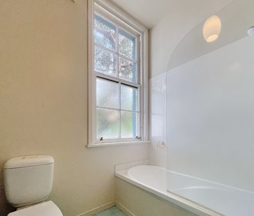 Welcome to apartment 12 in Pohara Apartments. - Photo 4