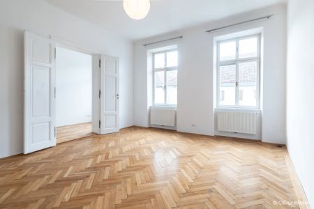 SCHÖNE HELLE 2 ZIMMER ALTBAUWOHNUNG mit kleinem GARTEN IM HOF - Foto 4