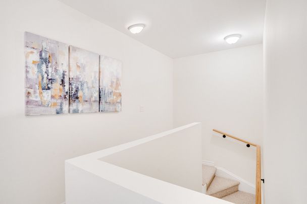 For Lease - 5 Anchorage Crescent Unit# 303, Collingwood, Ontario - Photo 1