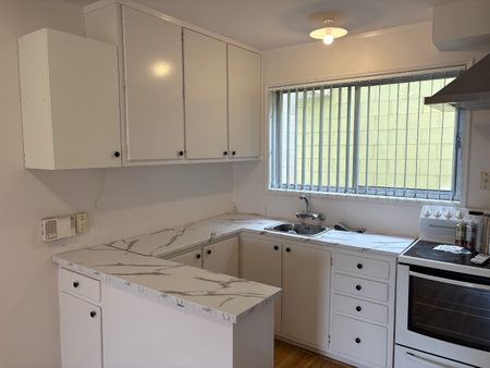 Unit 5, 246 Shirley Road, Papatoetoe, Auckland - Photo 3