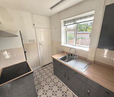 2 bedroom semi-detached house to rent - Photo 2