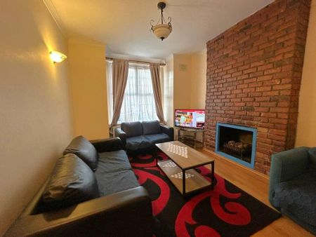 3 bedroom property to rent - Photo 3