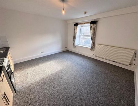 1 Bedroom Apartment To Let - Photo 3
