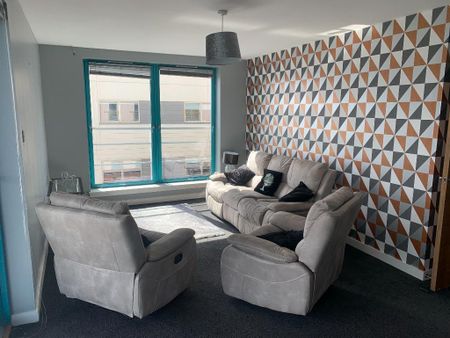 2 bedroom flat to rent - Photo 5