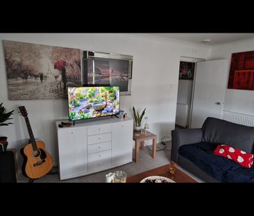 3 Bed Flat, Rousay Place, AB15 - Photo 1