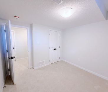 For Lease - 1233 Creekway Private, Kanata, Ontario - Photo 5