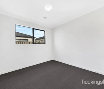 Brand new top quality Henley home with Solar panels in Beveridge!!! - Photo 5