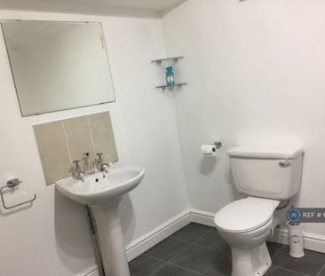 2 bedroom terraced house to rent - Photo 4