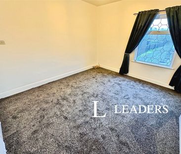 2 bedroom house to rent Minshall Street, Stoke-on-Trent, Staffordsh... - Photo 6