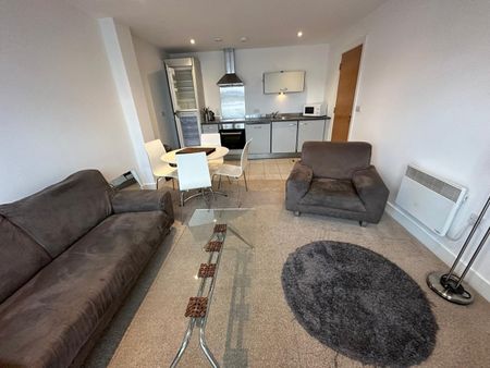 2 Bed Flat, Canal Wharf, B1 - Photo 5