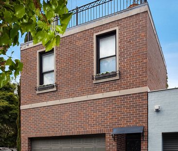 Elegant City-Edge Living - Photo 4