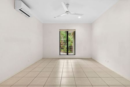 5 Dwyer Place, Redlynch. - Photo 5