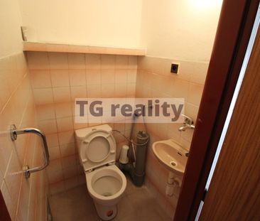 Pronájem rodinného domu 109 m², Vlkovická, Praha - Photo 2
