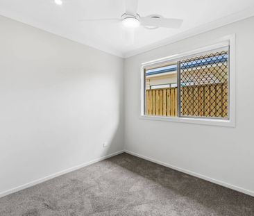 Family Home in Pumicestone Pocket - Photo 6