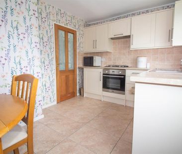 2 Bedroom Flat - Ground Floor - Photo 4