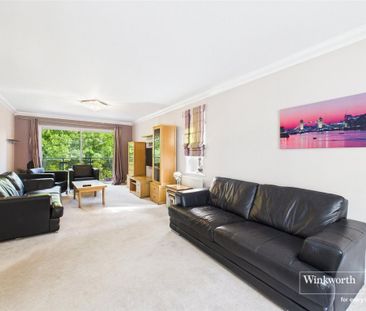 5 bedroom detached house to rent - Photo 3