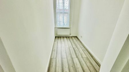 4 bedroom terraced house to rent - Photo 5