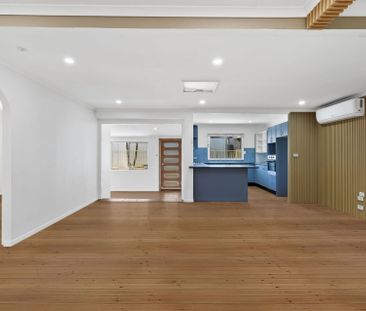 Spacious Family Living with Pool & Entertaining - Photo 3