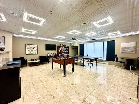 556 Laurier Avenue West Unit 1706 - Photo 4