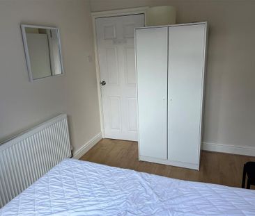 1 bedroom property to rent - Photo 3