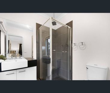 Charming East-Facing Family Home in the Alamanda School Zone - Photo 6