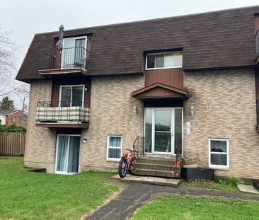 Magnifique Appartement De 2 Ch à Coucher - Photo 3