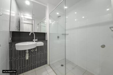 MGM MARTIN - TWO BEDROOM APARTMENT) - Photo 4