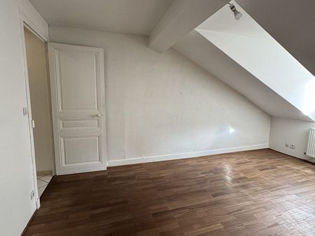 Appartement - 2 pièces - 46,75 m² - Saint-Étienne - Photo 5