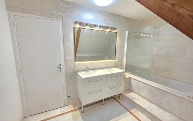 Maison à louer 4 pièces • 150 m2 Le Vésinet - Photo 1