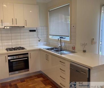 TOWNHOUSE! - Photo 6