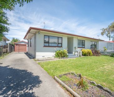 3 Bedroom on Rugby Street - Photo 1