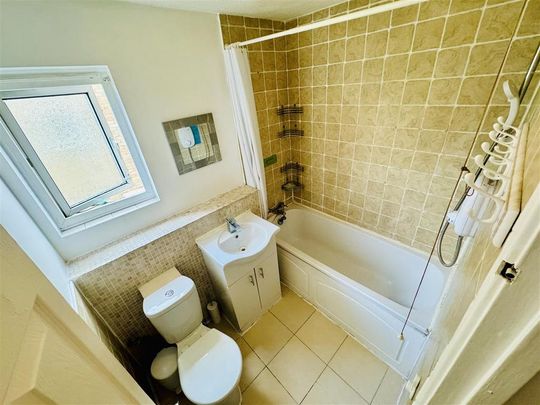 2 bedroom semi-detached house to rent - Photo 1