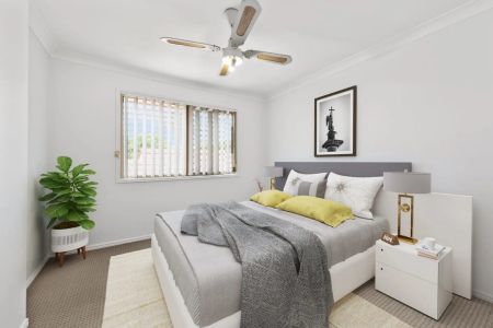 Modern Three-Bedroom Home with Private Courtyard and Entertaining Spaces - Photo 4