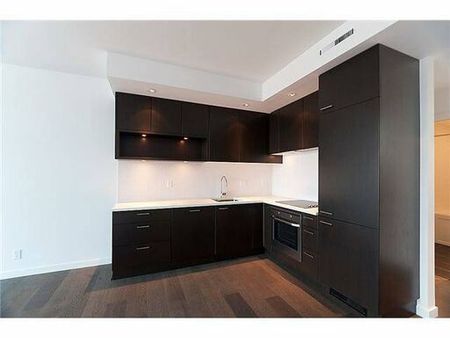 Luxurious2 Bed/2Bath w Balcony For Rent at SPRUCE Cambie Village - Photo 4