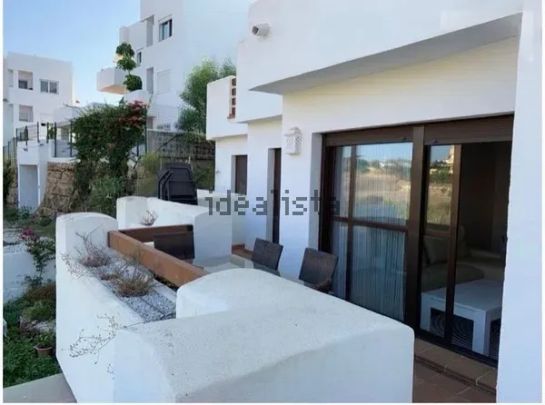 Alquiler de piso en Torrevigía, 1 g - Photo 1