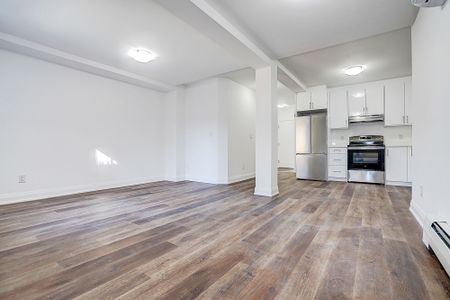 For Lease - 166 Vaughan Road Unit# Main floor and basement, Toronto, Ontario - Photo 5