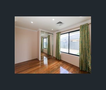 163 Gracefield Boulevard, Harrisdale, WA 6112 - Photo 3